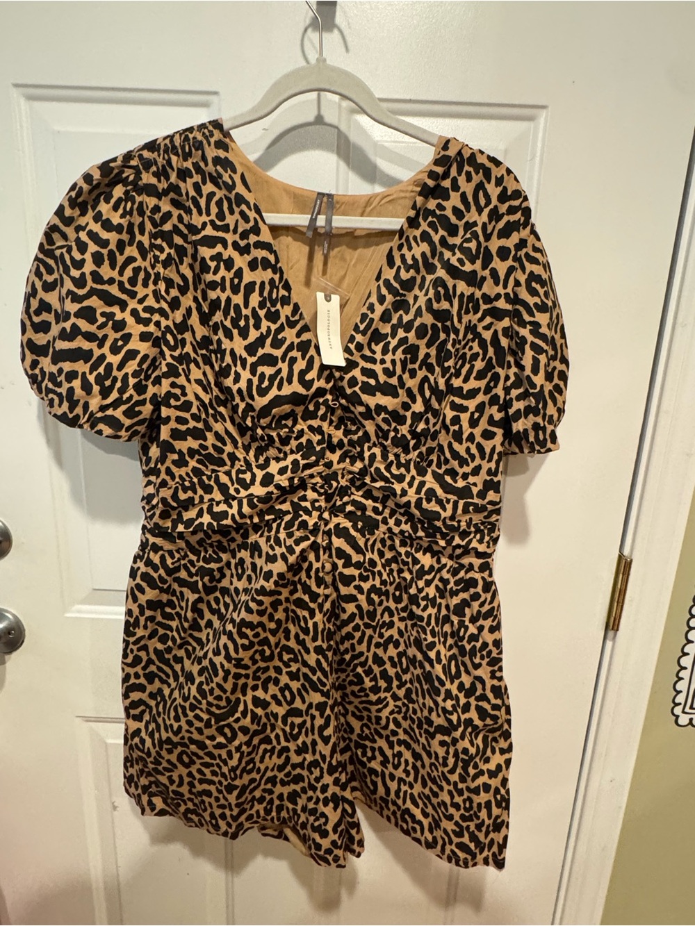 Anthropologie Leopard Print V-Neck Puff Sleeve Romper - Tan & Black